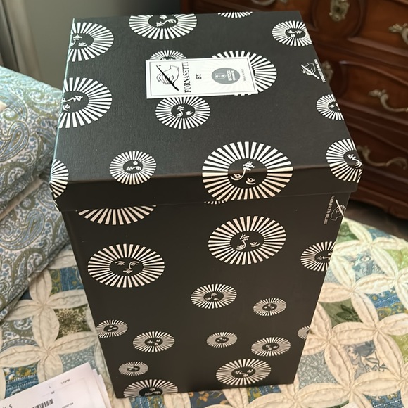 Fornasseti urn Serraturo Regato Nero w box tags receipt limited ed 100 of 499 - Picture 5 of 10